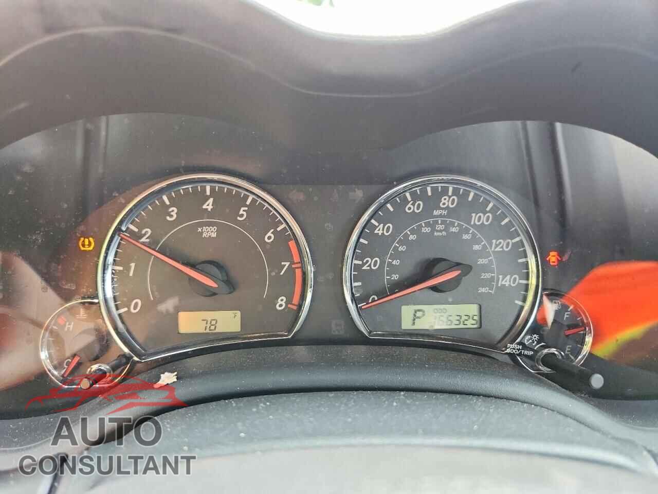 TOYOTA COROLLA 2013 - 2T1BU4EEXDC015027