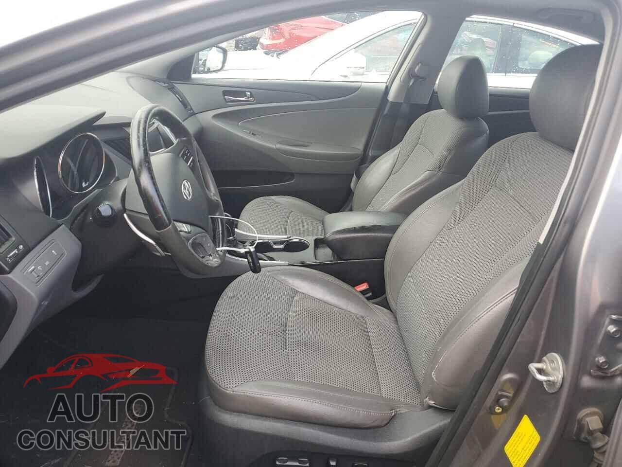 HYUNDAI SONATA 2011 - 5NPEC4AC0BH160284