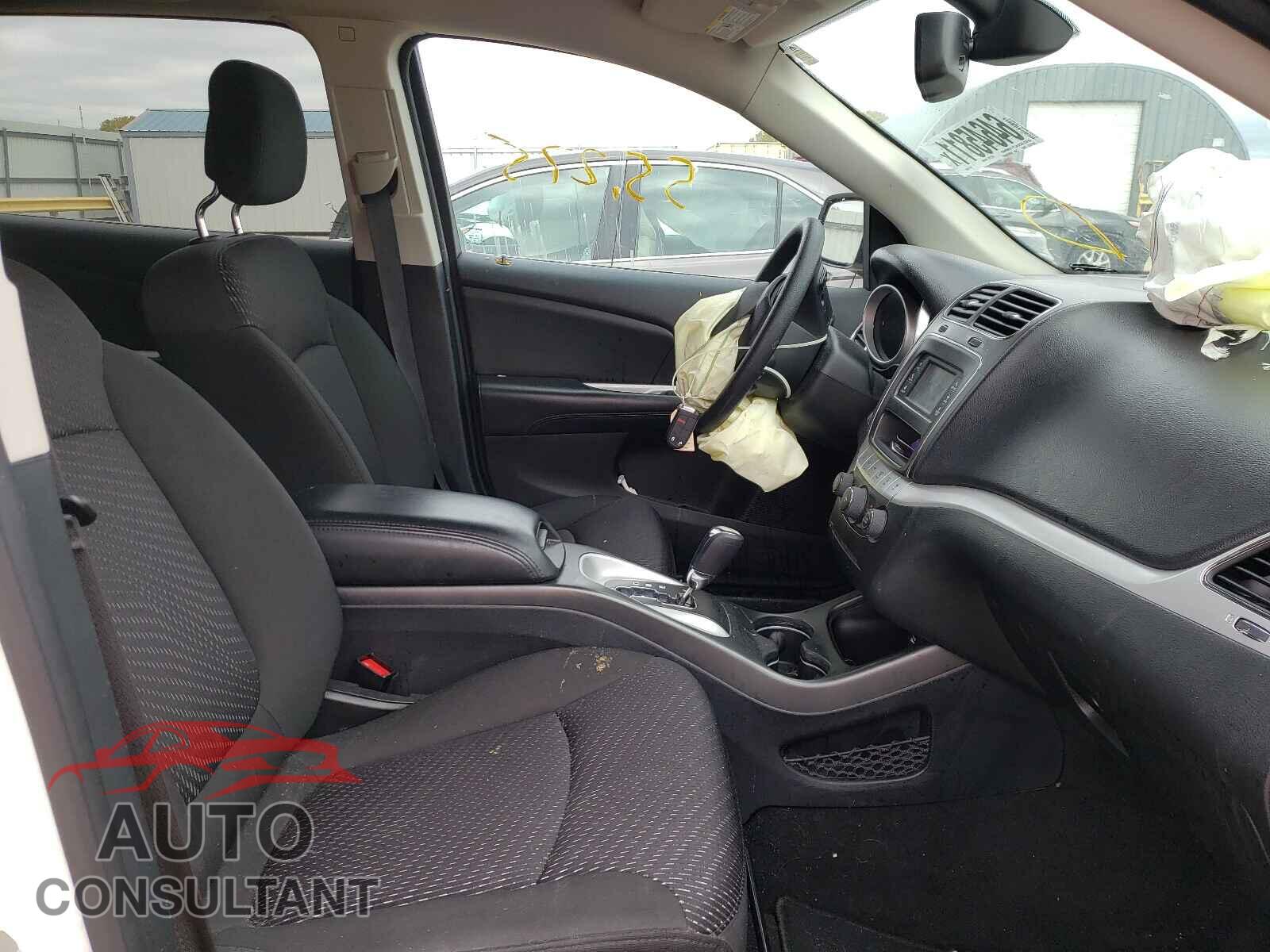 DODGE JOURNEY 2019 - 3C4PDCBB3KT820937