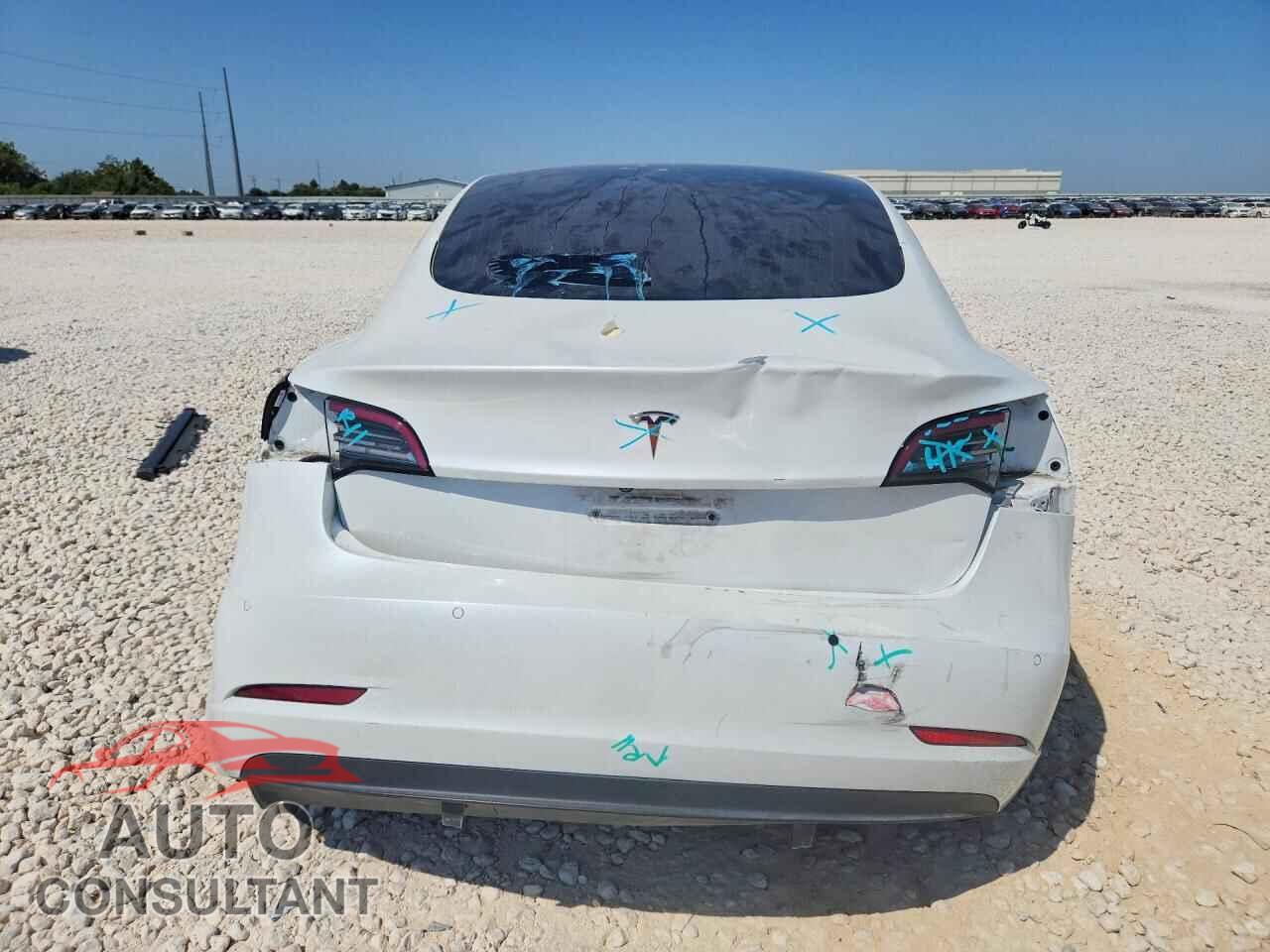 TESLA MODEL 3 2019 - 5YJ3E1EA8KF476541