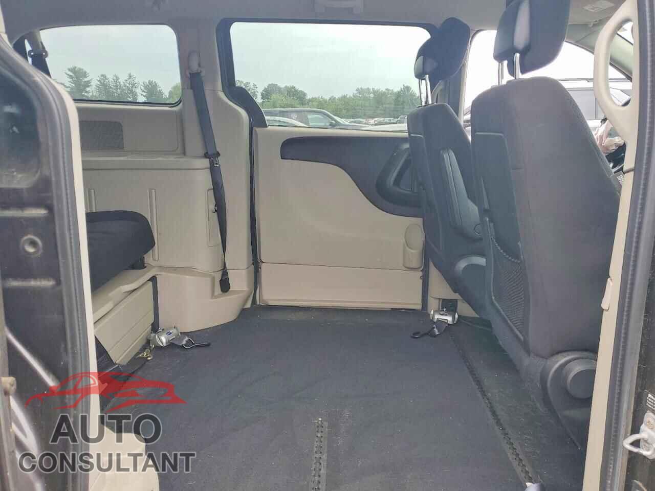 DODGE CARAVAN 2015 - 2C4RDGCG3FR556749