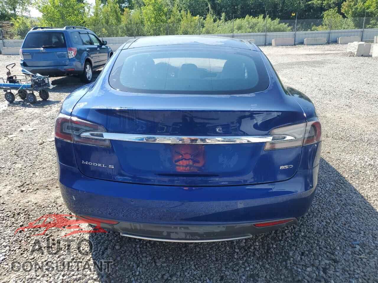 TESLA MODEL S 2015 - 5YJSA1E22FF111973