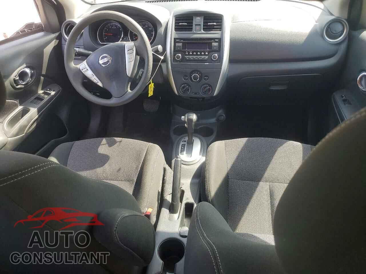 NISSAN VERSA 2017 - 3N1CN7AP3HL904655