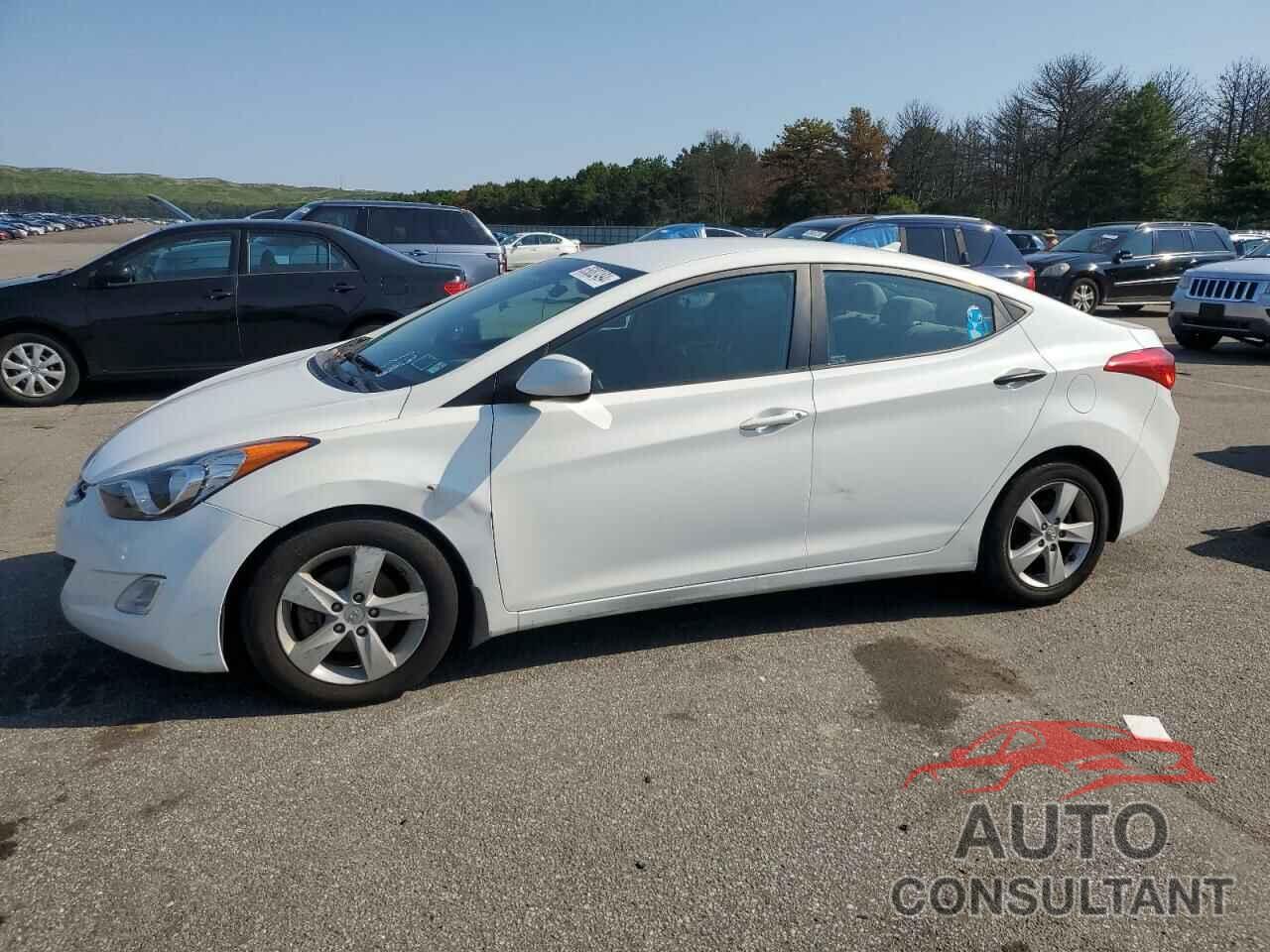 HYUNDAI ELANTRA 2013 - 5NPDH4AE9DH424071