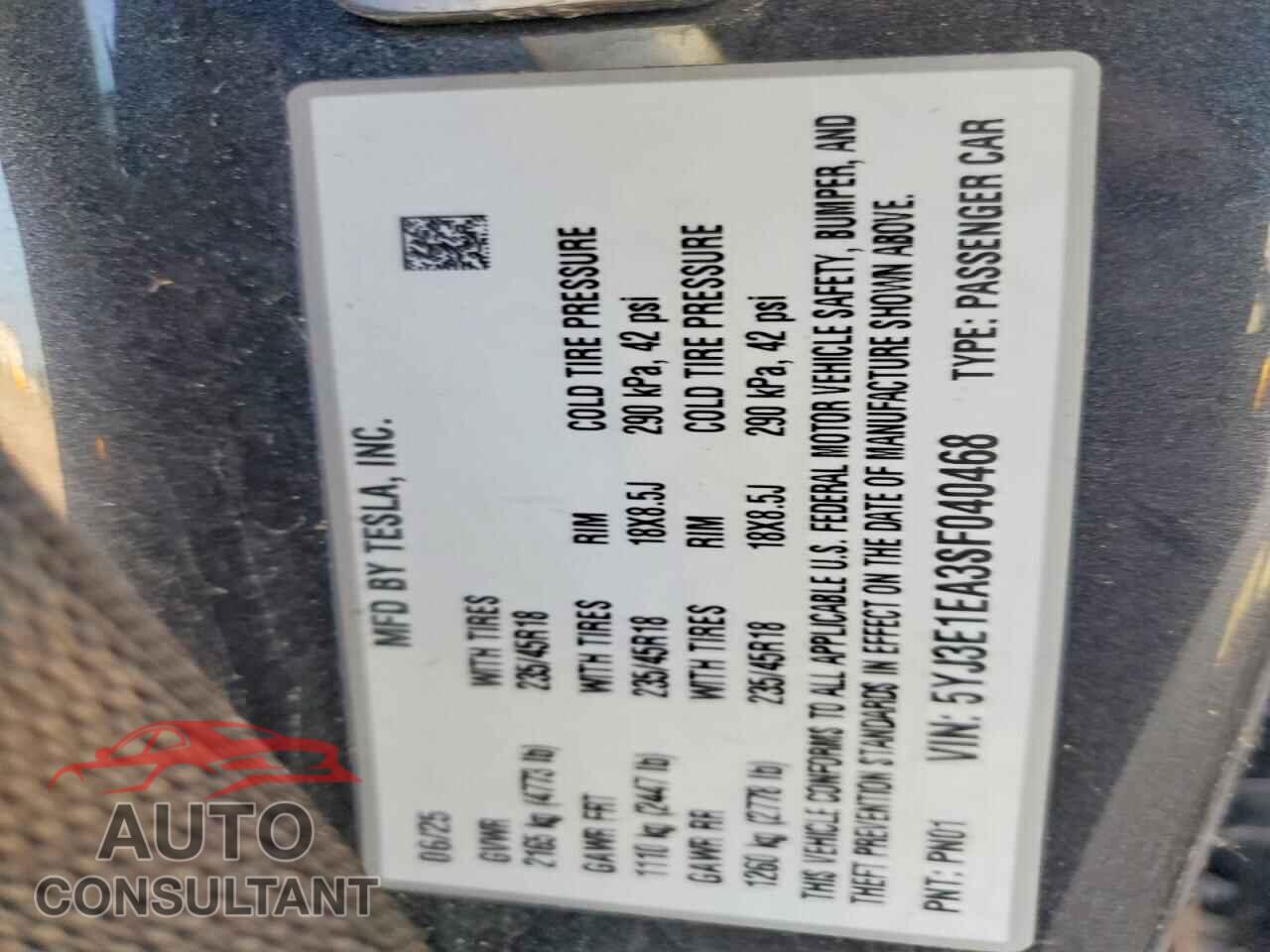TESLA MODEL 3 2025 - 5YJ3E1EA3SF040468