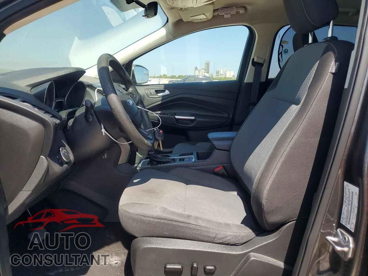 FORD ESCAPE 2018 - 1FMCU9GD2JUC84607