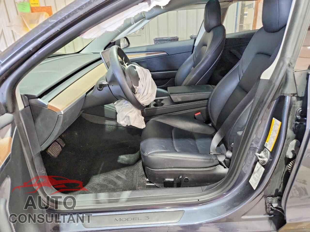 TESLA MODEL 3 2023 - 5YJ3E1EA2PF400823