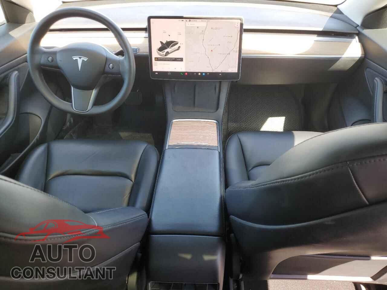 TESLA MODEL 3 2021 - 5YJ3E1EA2MF871527