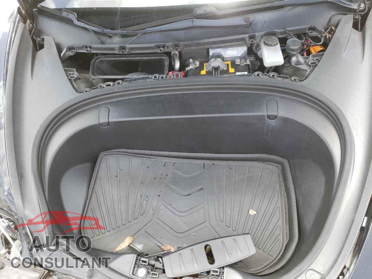 TESLA MODEL 3 2018 - 5YJ3E1EA3JF006657