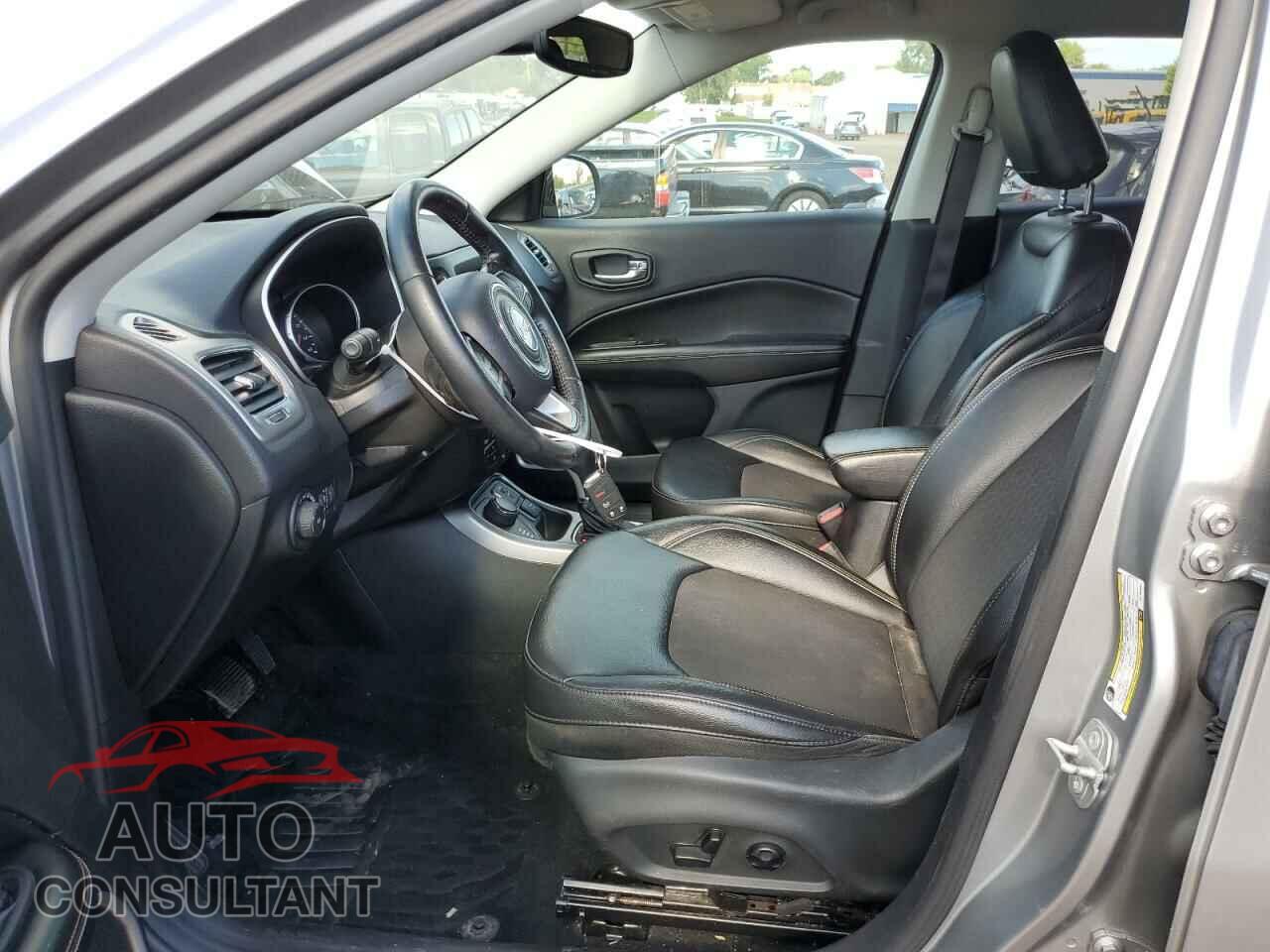 JEEP COMPASS 2019 - 3C4NJDBB0KT792505