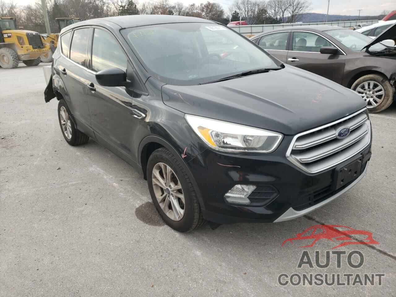 FORD ESCAPE 2017 - 1FMCU0GD5HUB40832
