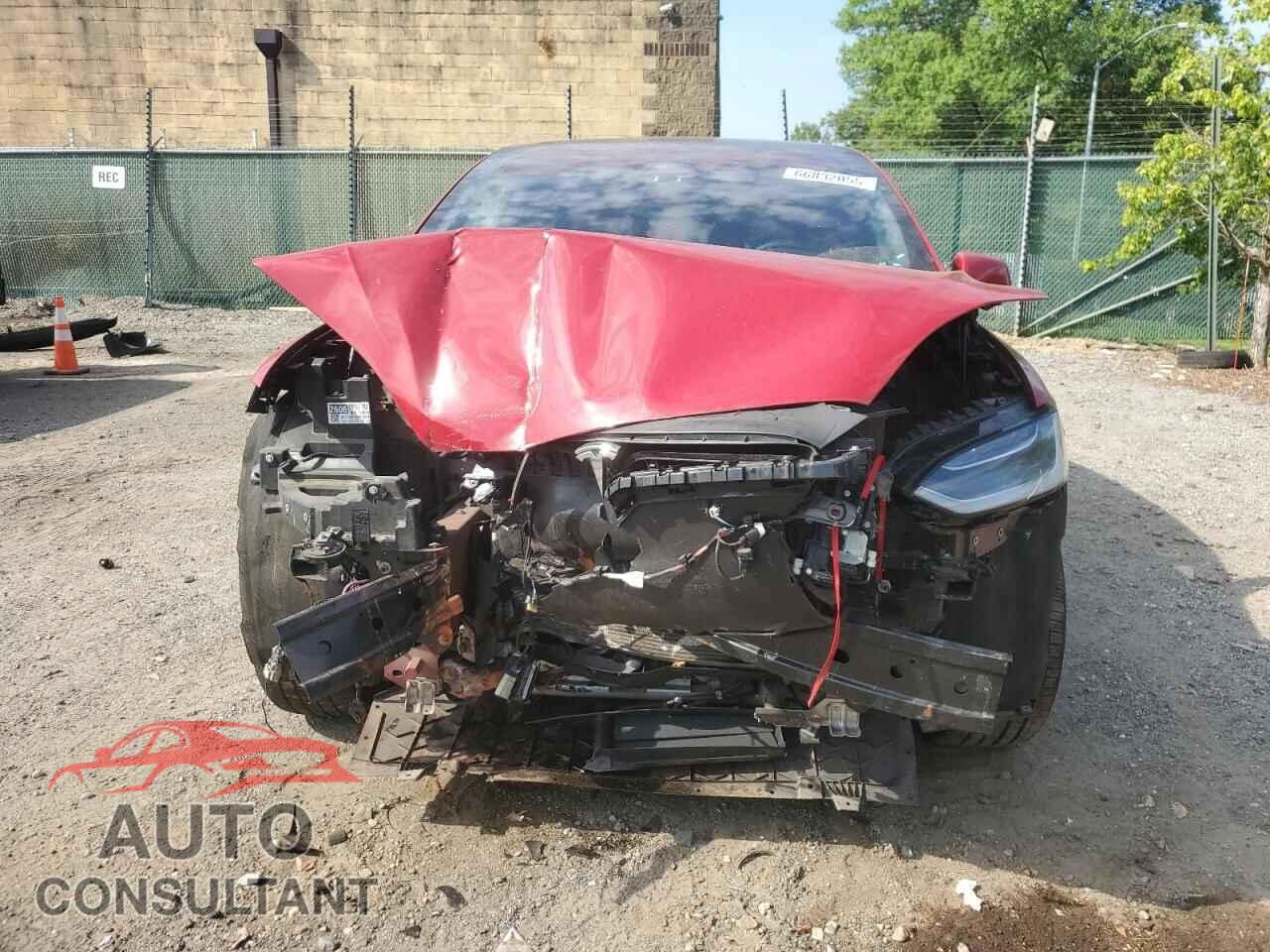 TESLA MODEL X 2019 - 5YJXCAE23KF184764