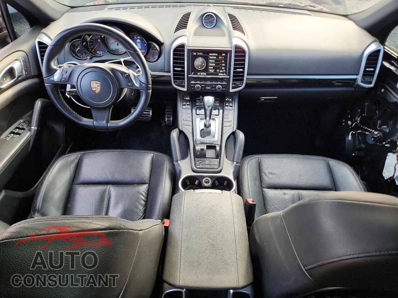 PORSCHE CAYENNE 2013 - WP1AB2A2XDLA85281