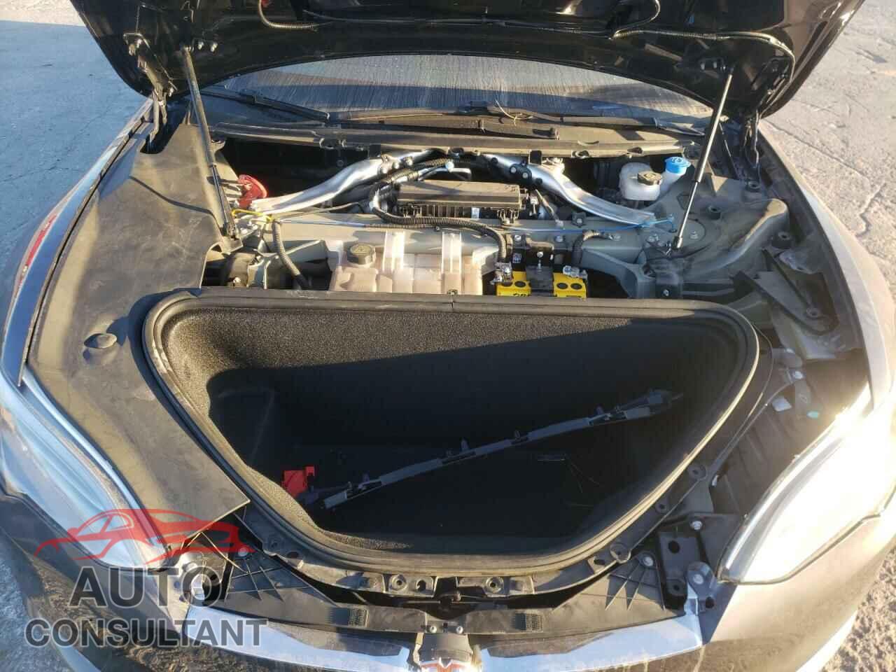 TESLA MODEL S 2018 - 5YJSA1E22JF296499