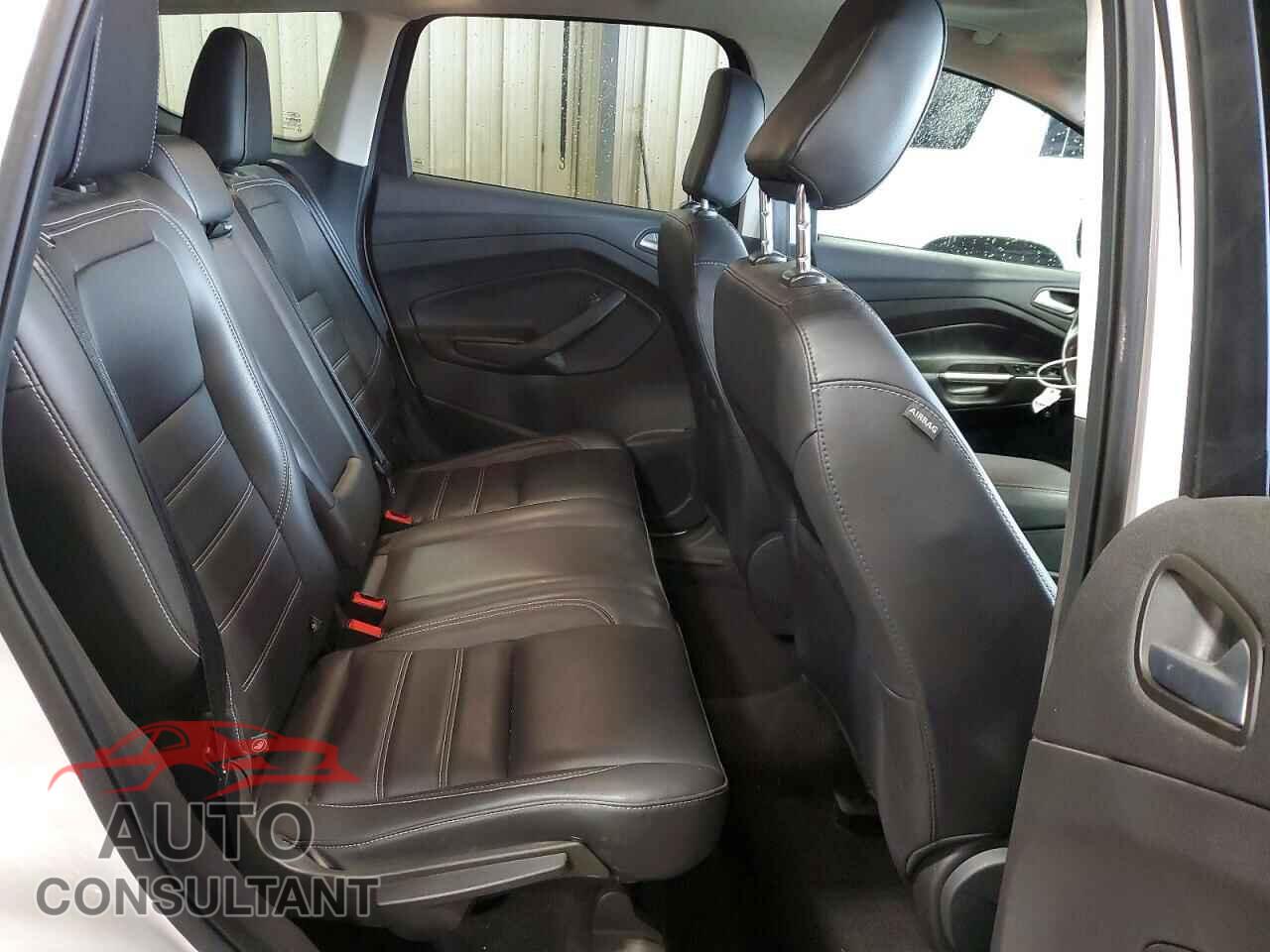 FORD ESCAPE 2019 - 1FMCU9HD3KUB28074