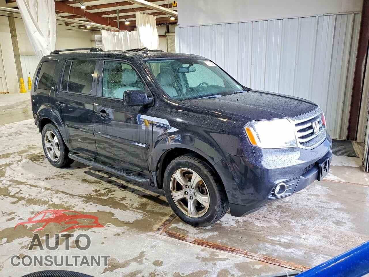 HONDA PILOT 2015 - 5FNYF4H59FB047207