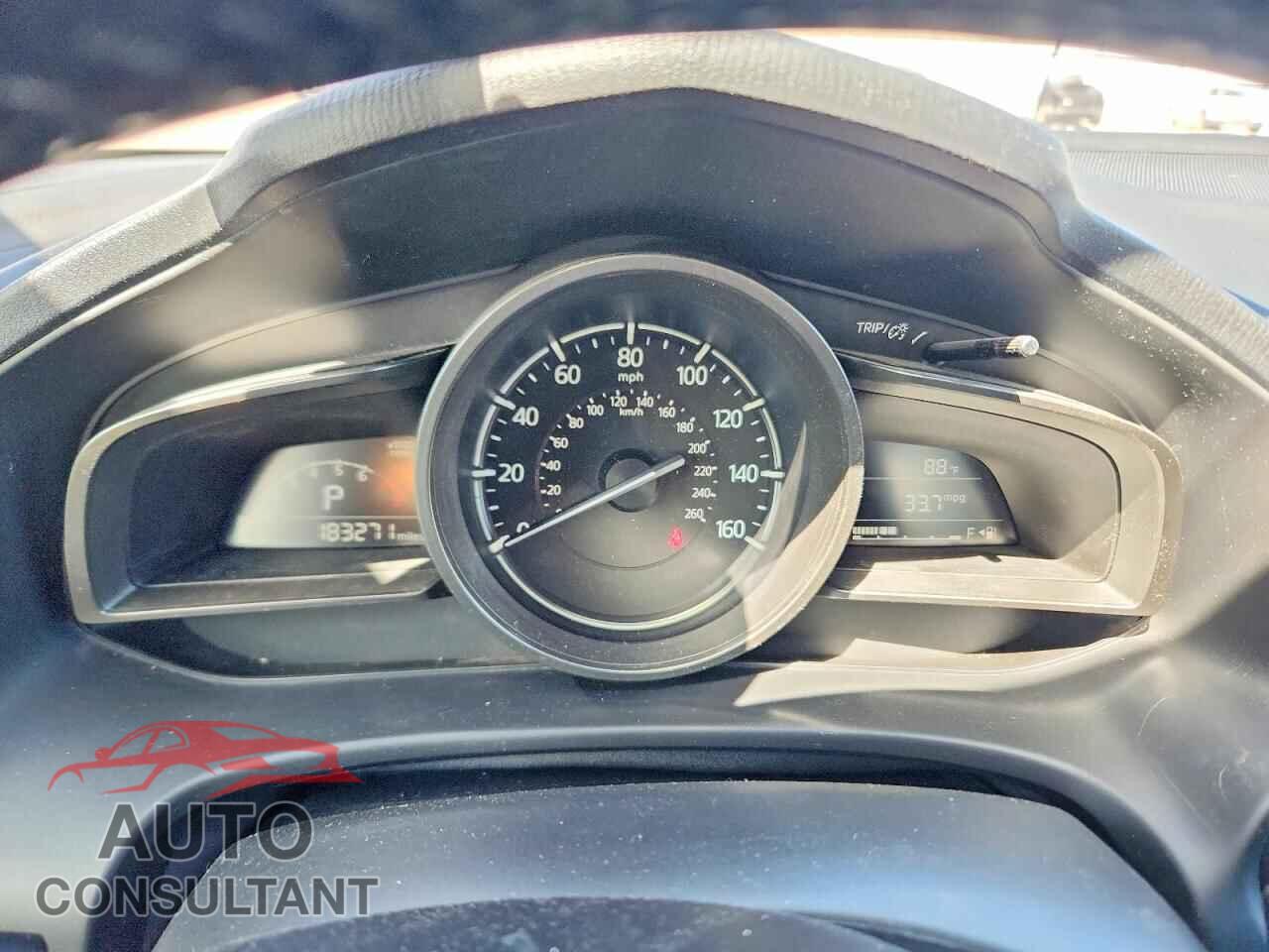 MAZDA 3 2017 - 3MZBN1V79HM101047