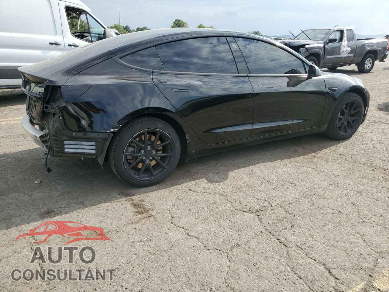 TESLA MODEL 3 2019 - 5YJ3E1EA5KF428866