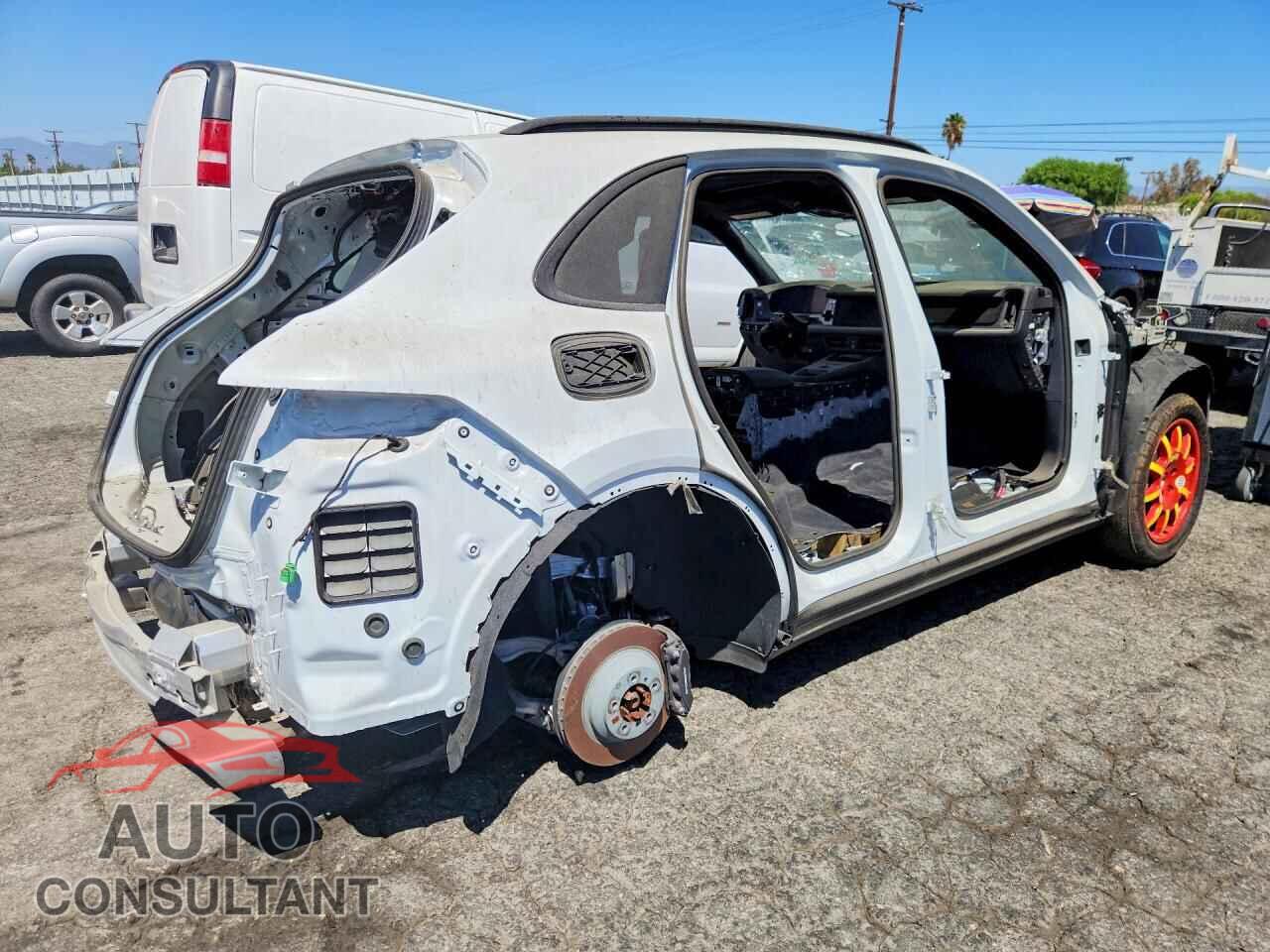 PORSCHE CAYENNE 2024 - WP1AA2AY3RDA13637