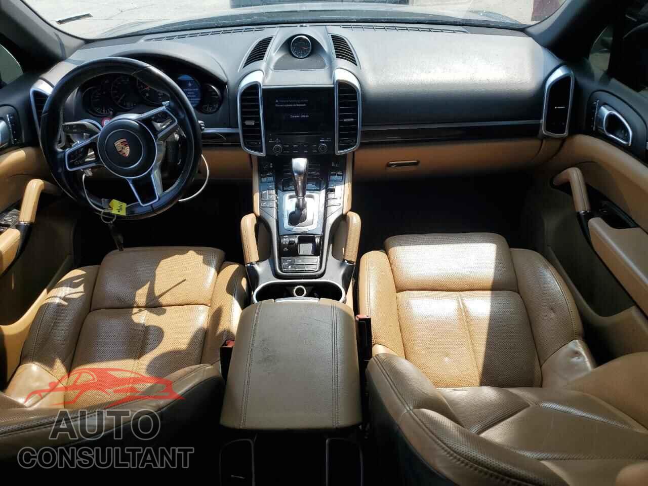 PORSCHE CAYENNE 2017 - WP1AA2A26HKA86278