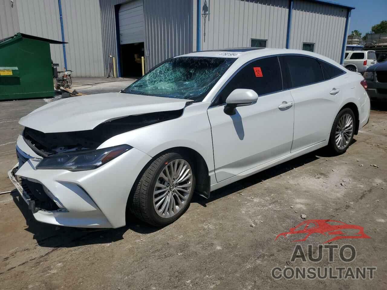 TOYOTA AVALON 2019 - 4T1BZ1FB0KU021550