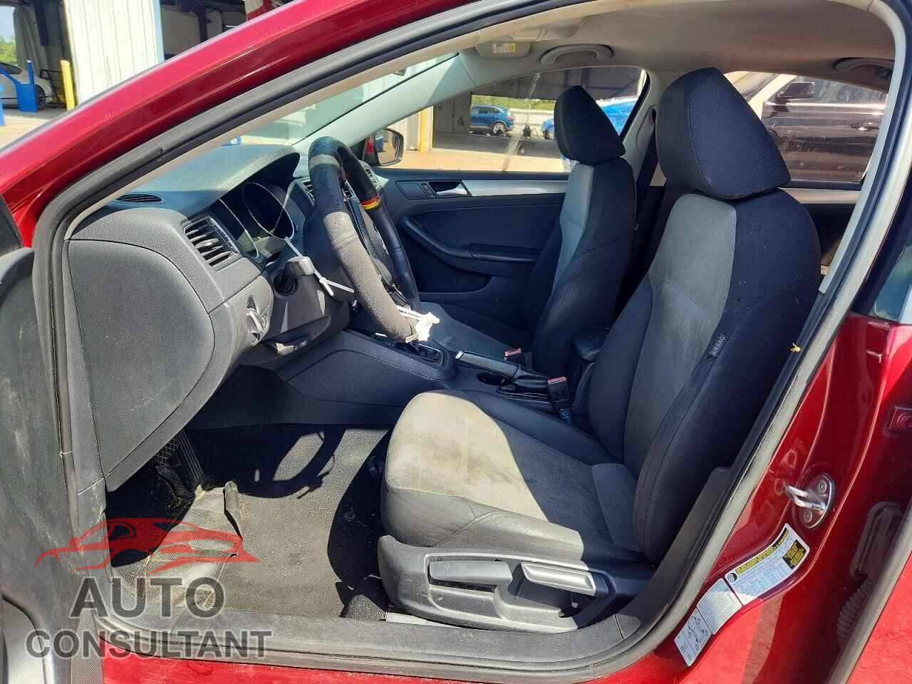 VOLKSWAGEN JETTA 2017 - 3VW2B7AJ1HM247410