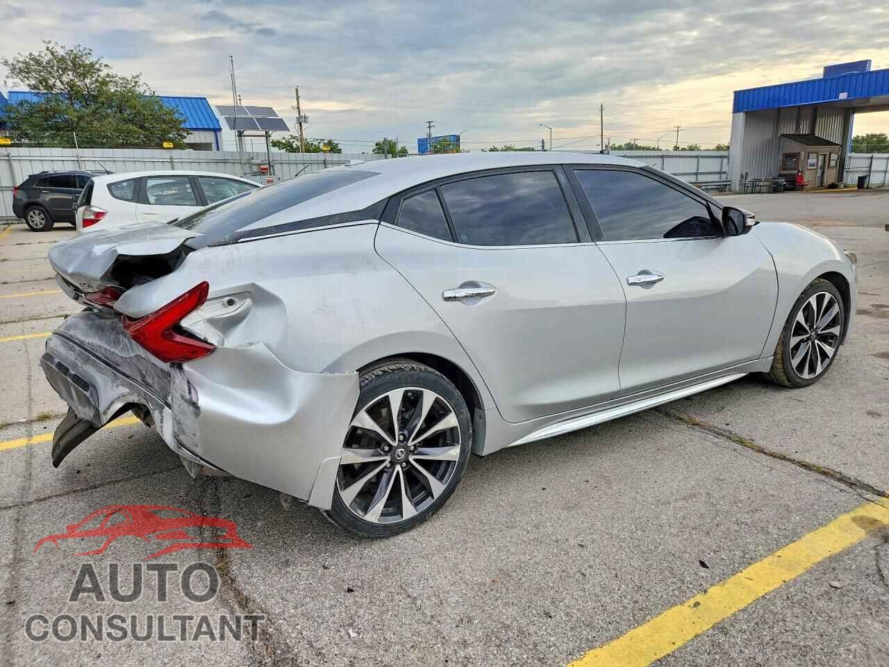 NISSAN MAXIMA 2017 - 1N4AA6AP2HC369877