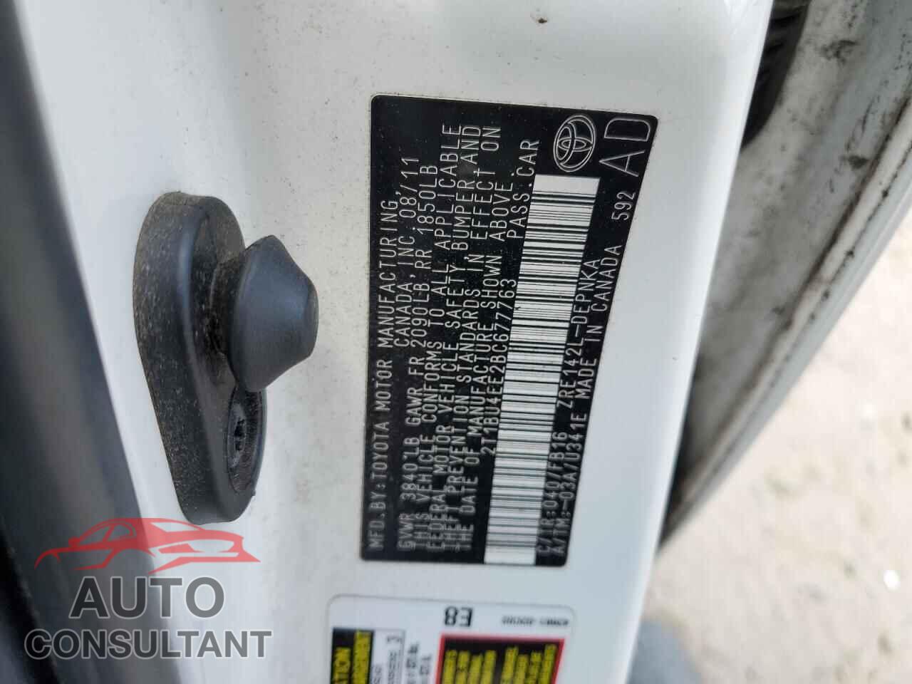 TOYOTA COROLLA 2011 - 2T1BU4EE2BC677763
