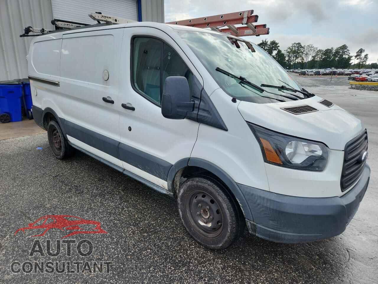 FORD TRANSIT 2018 - 1FTYR1YM5JKB07413