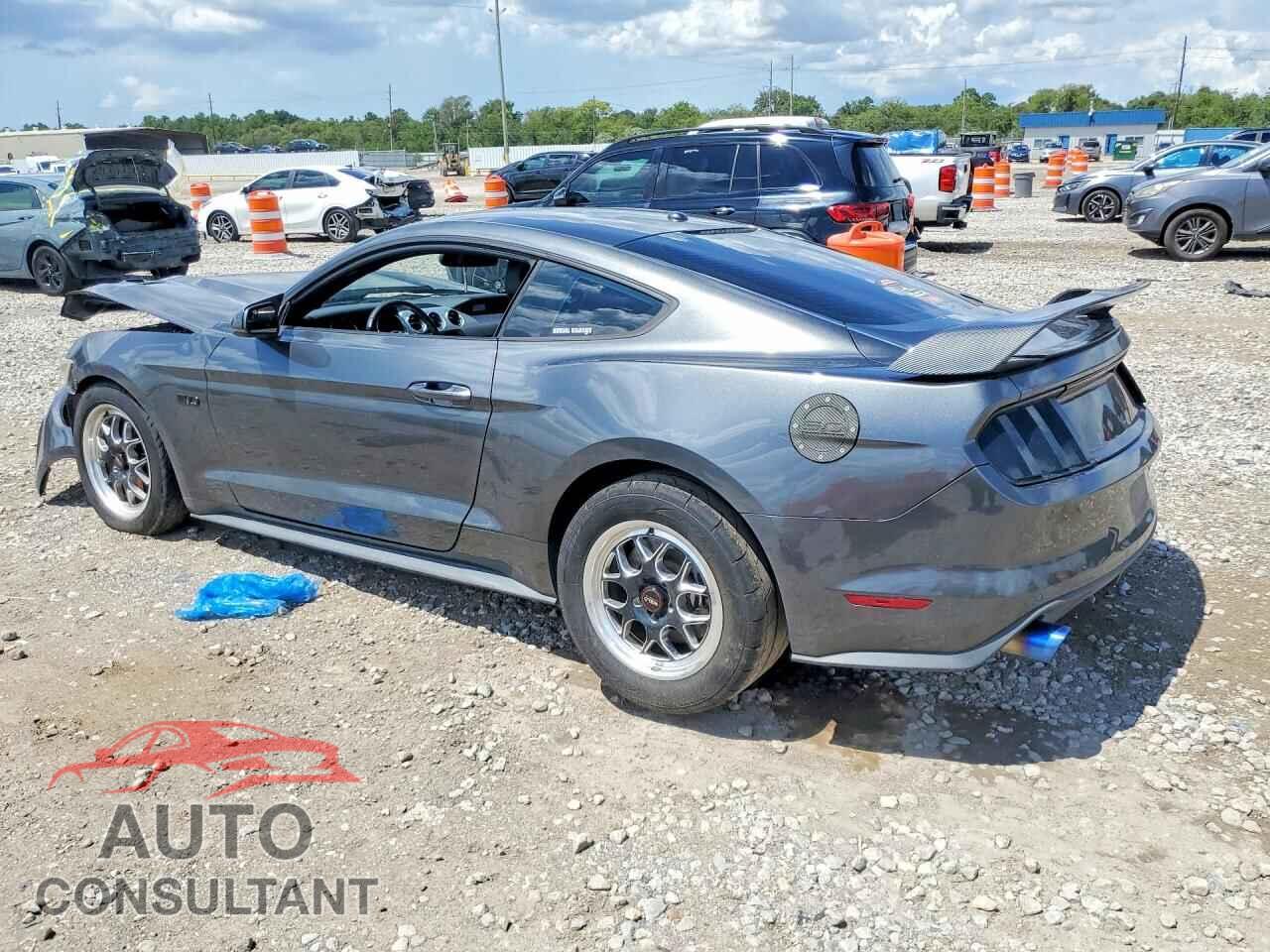 FORD MUSTANG 2017 - 1FA6P8CF5H5277784