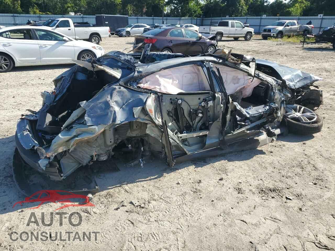 TESLA MODEL S 2013 - 5YJSA1CN9DFP04529