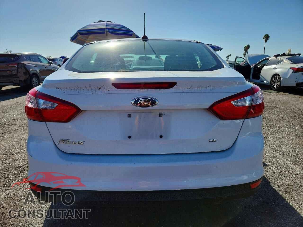 FORD FOCUS 2012 - 1FAHP3F21CL244046