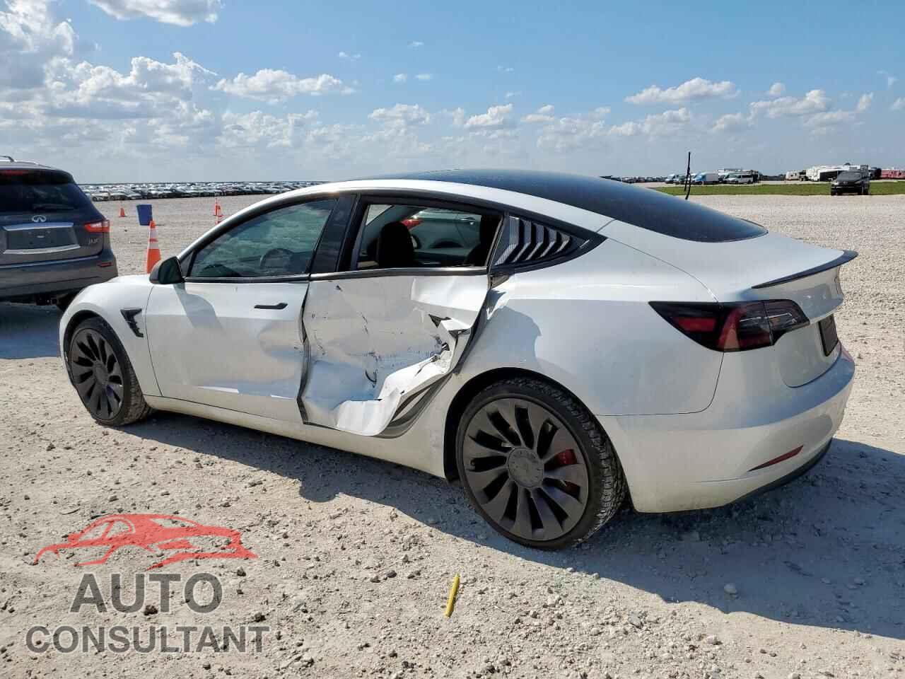 TESLA MODEL 3 2023 - 5YJ3E1EC2PF708351