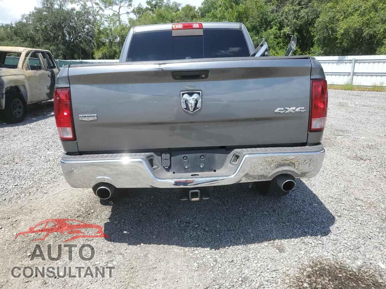 DODGE RAM 1500 2012 - 1C6RD7NT8CS229694