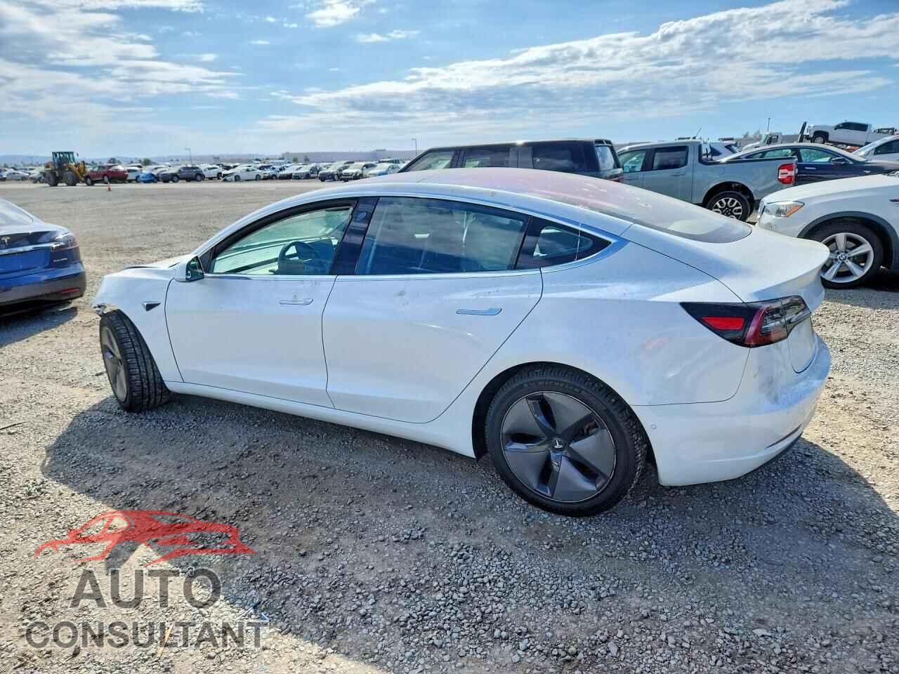 TESLA MODEL 3 2018 - 5YJ3E1EA7JF017256