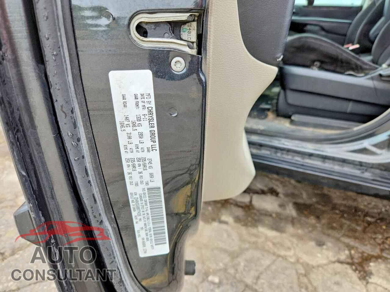 DODGE CARAVAN 2011 - 2D4RN3DG0BR774326