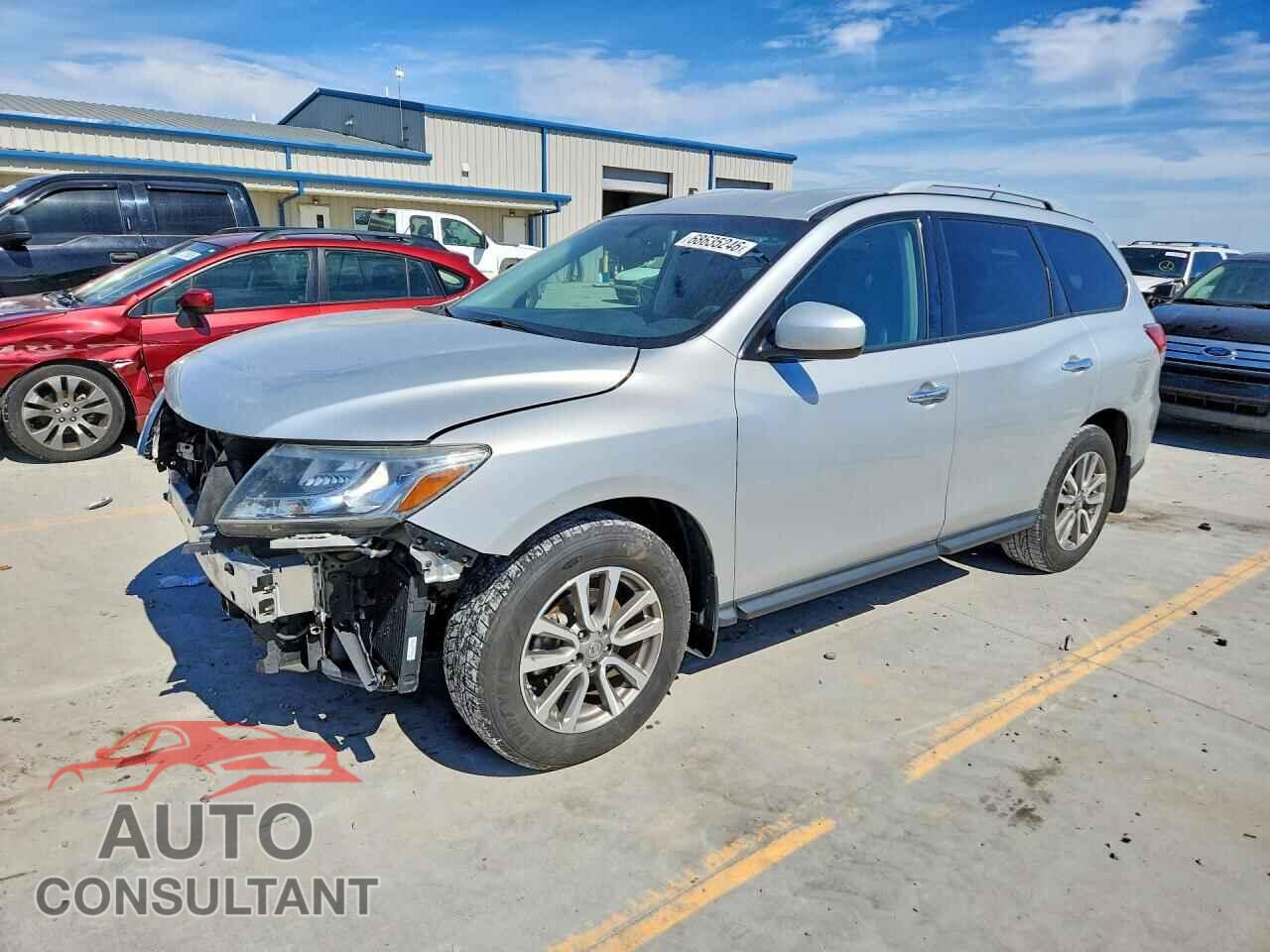NISSAN PATHFINDER 2015 - 5N1AR2MN2FC708149