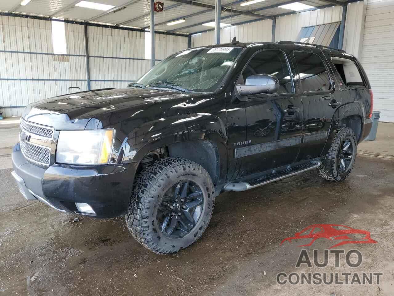 CHEVROLET TAHOE 2011 - 1GNSKBE03BR334472