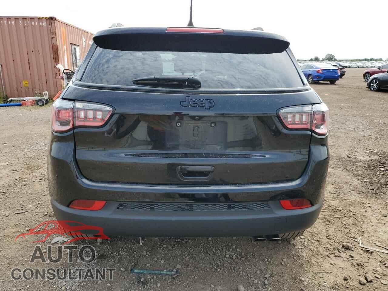 JEEP COMPASS 2018 - 3C4NJCBB3JT461314