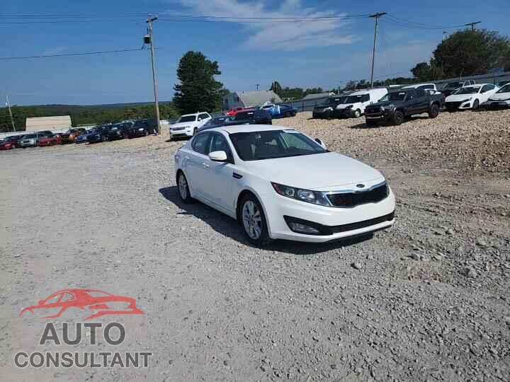 KIA OPTIMA 2011 - KNAGN4A79B5082834