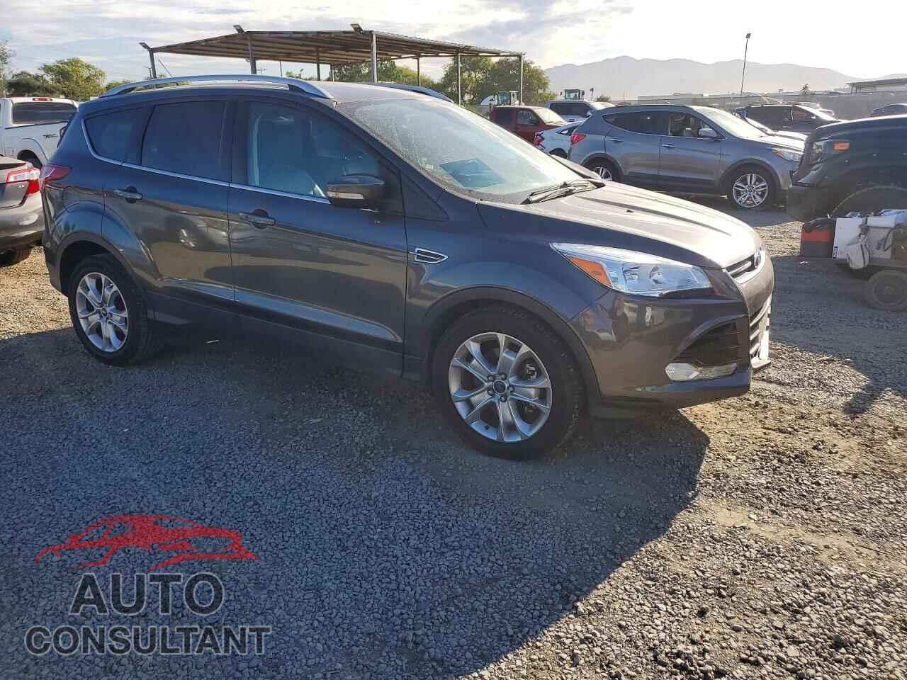 FORD ESCAPE 2015 - 1FMCU0J96FUC12896