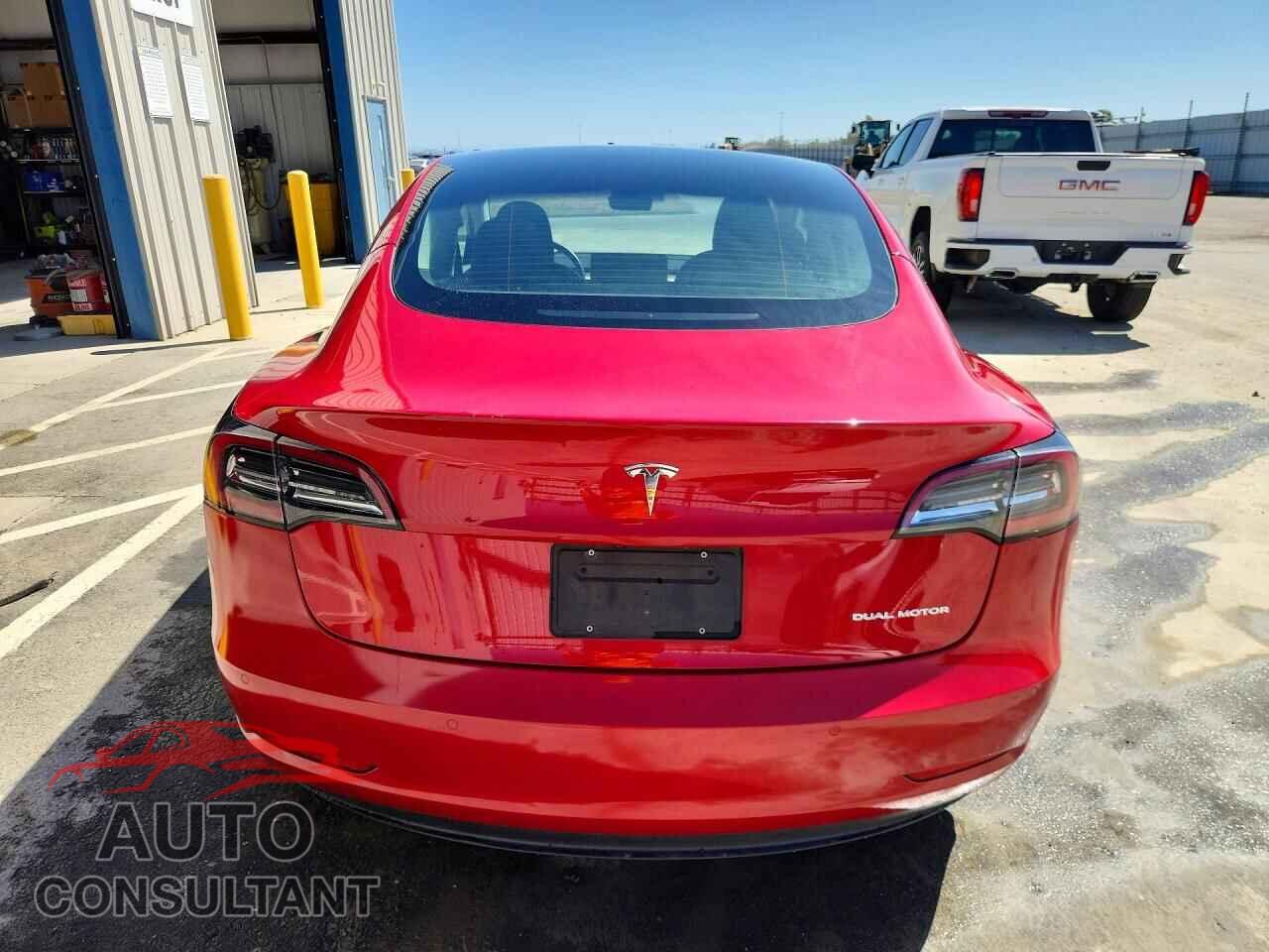 TESLA MODEL 3 2022 - 5YJ3E1EB7NF305194