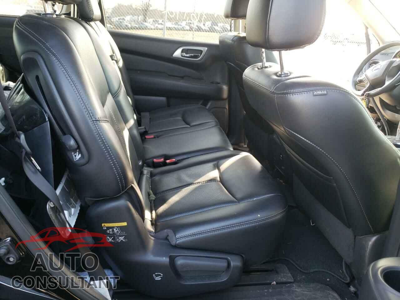 NISSAN PATHFINDER 2017 - 5N1DR2MM5HC662159