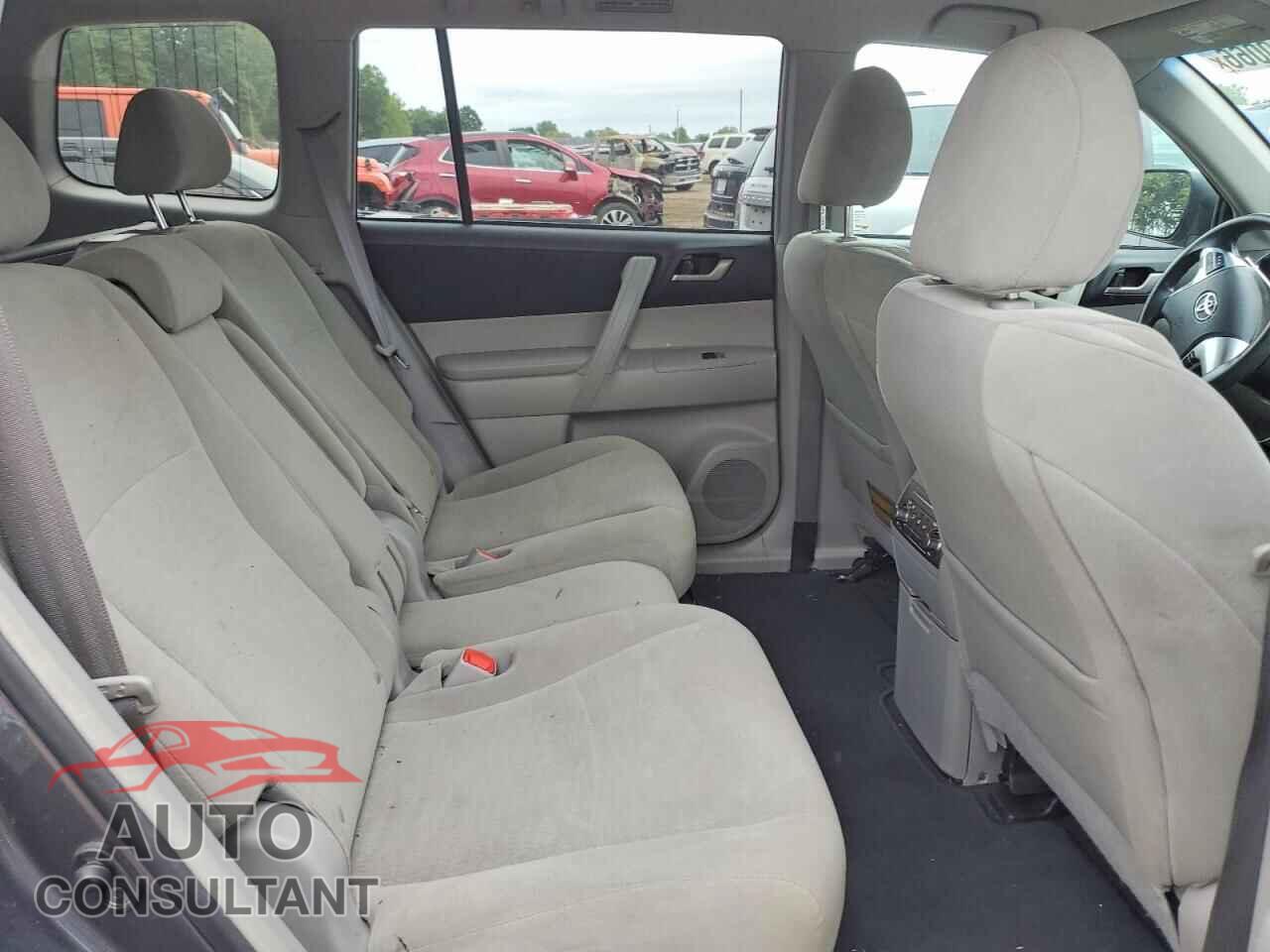 TOYOTA HIGHLANDER 2013 - 5TDBK3EH8DS260345