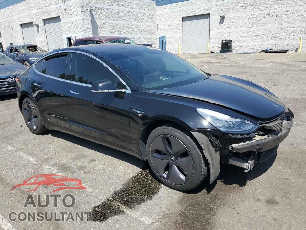 TESLA MODEL 3 2019 - 5YJ3E1EA7KF305795