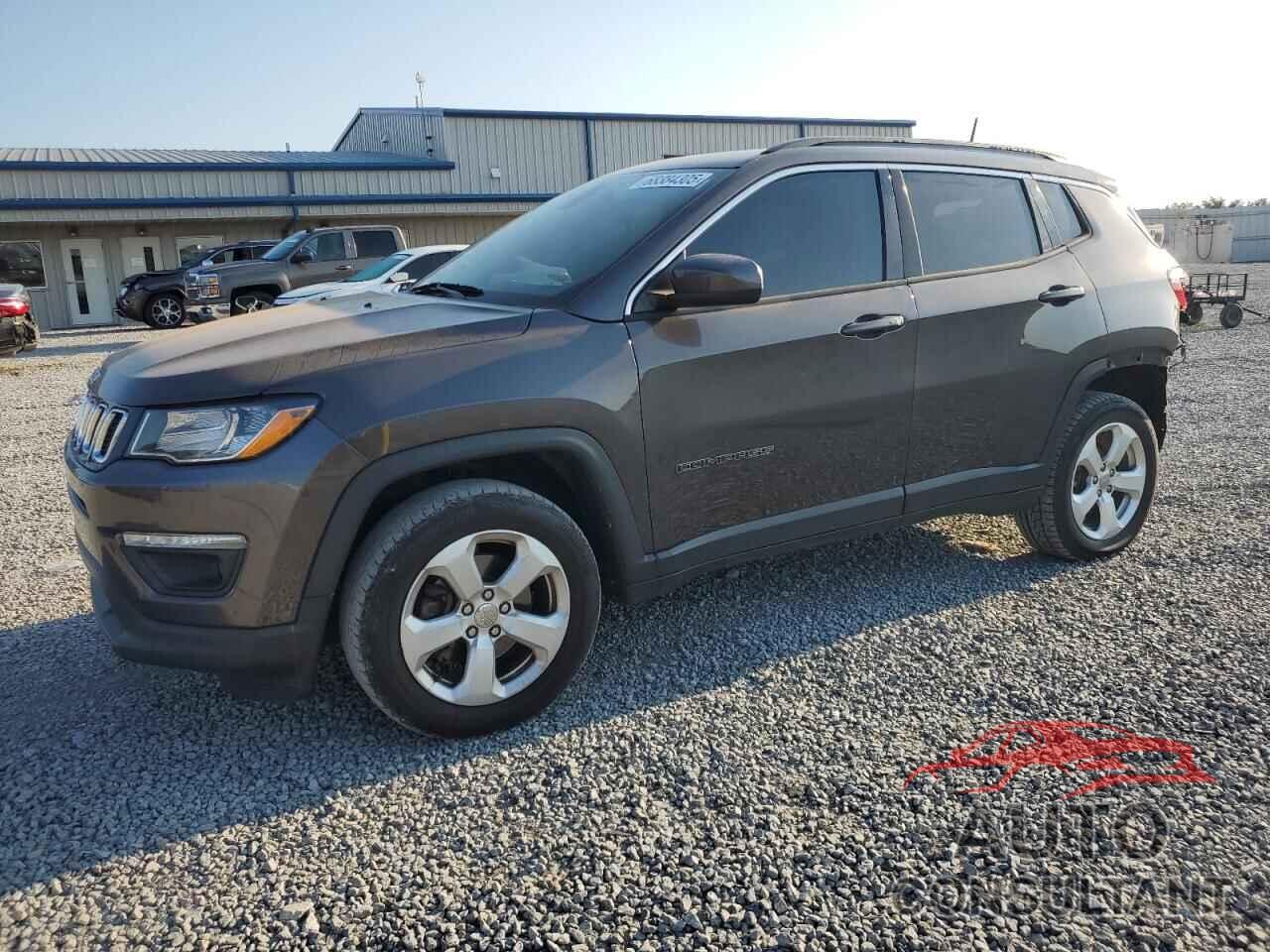 JEEP COMPASS 2018 - 3C4NJDBB7JT435210