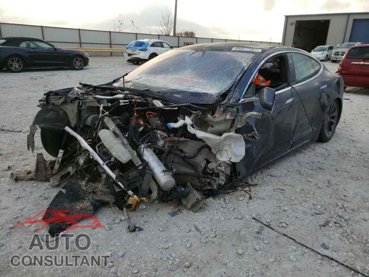 TESLA MODEL S 2019 - 5YJSA1E46KF348378