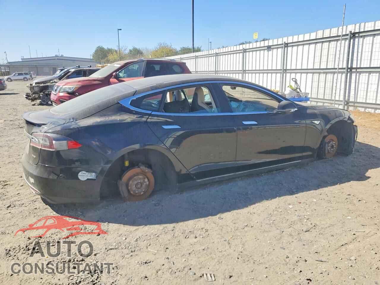 TESLA MODEL S 2013 - 5YJSA1CP7DFP11769