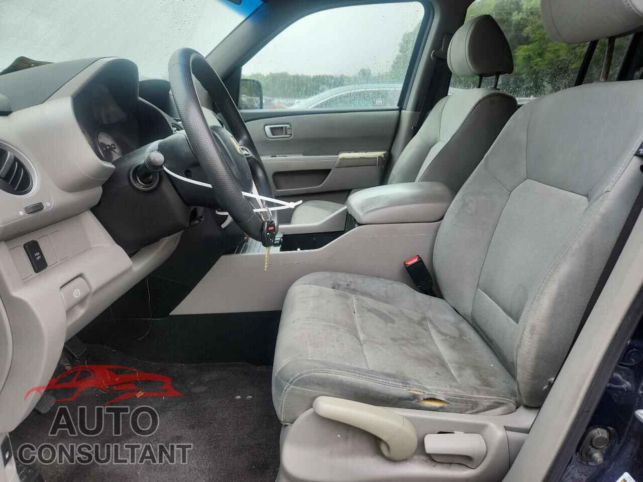 HONDA PILOT 2011 - 5FNYF4H2XBB037012