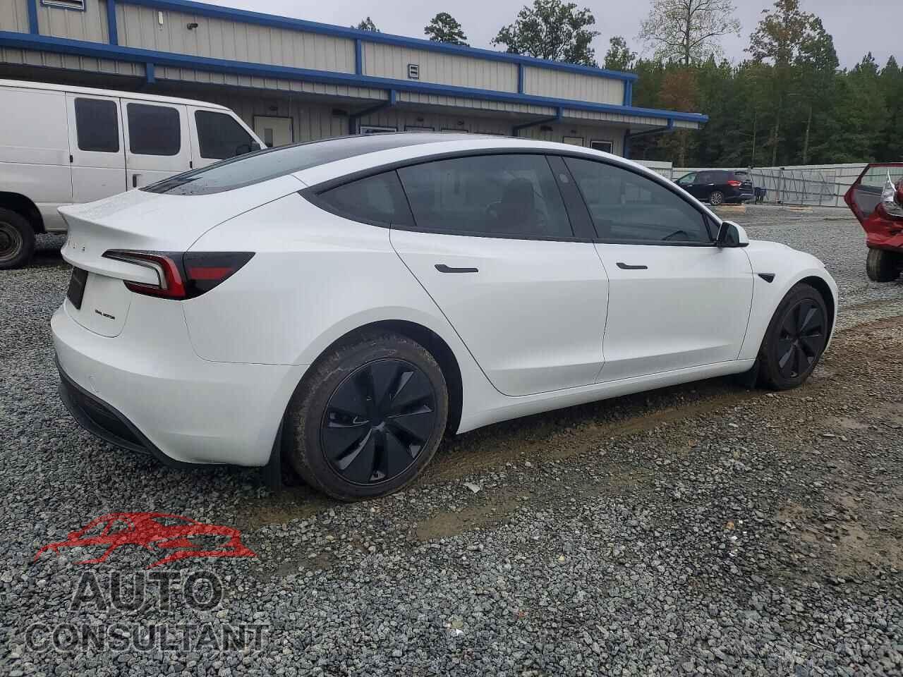TESLA MODEL 3 2026 - 5YJ3E1EB4TF168230